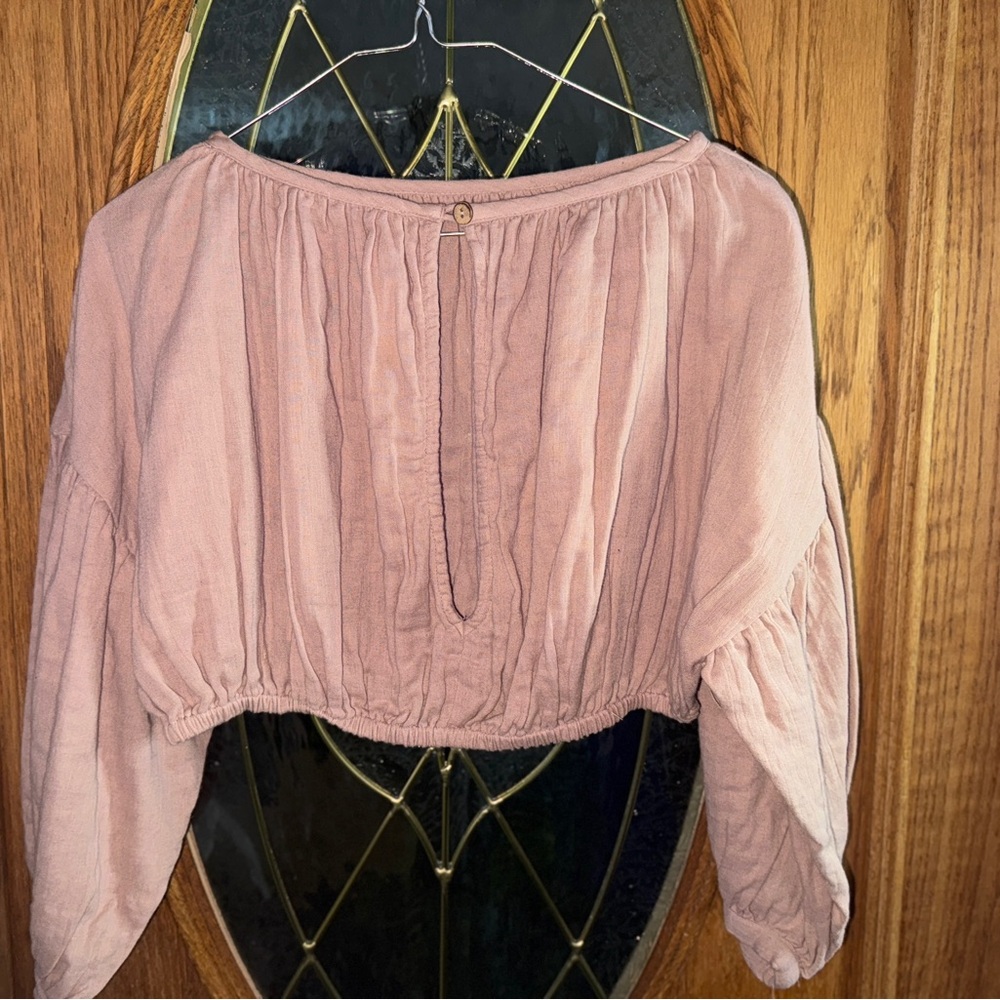 #462 Free People tanish/mauve Off-Shoulder Crop Top - Picture 2 of 4